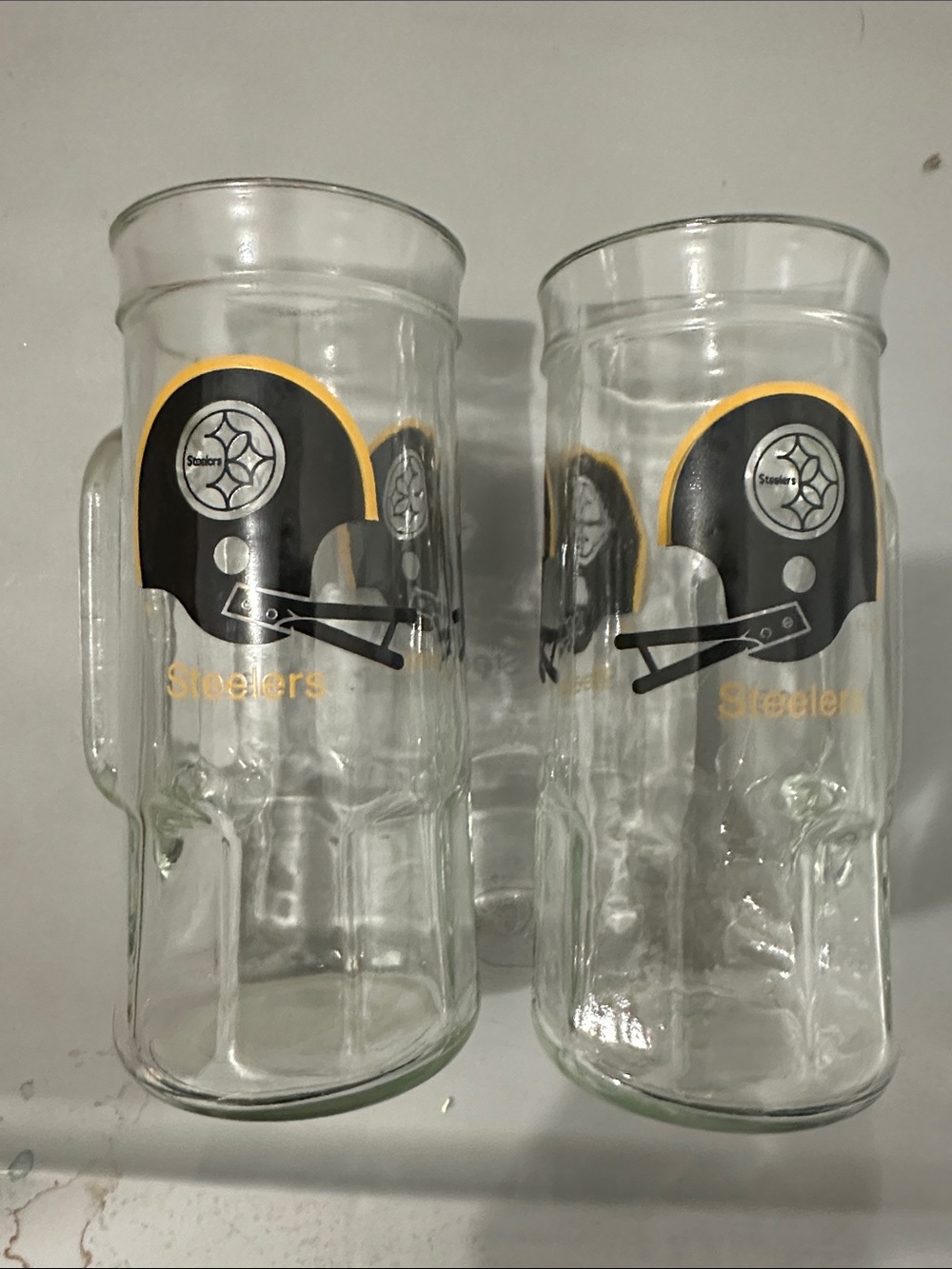 Pittsburgh Steelers Glass Beer Mugs - Black & Gold Helmet Design (Set of 2)